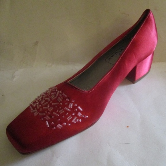 NINA Vintage Red Satin Beaded Square Toe Pumps - Picture 1 of 7